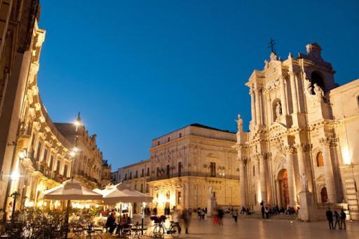 Il Cuore Della Sicilia Affitti Brevi Apartment Syracuse ภายนอก รูปภาพ